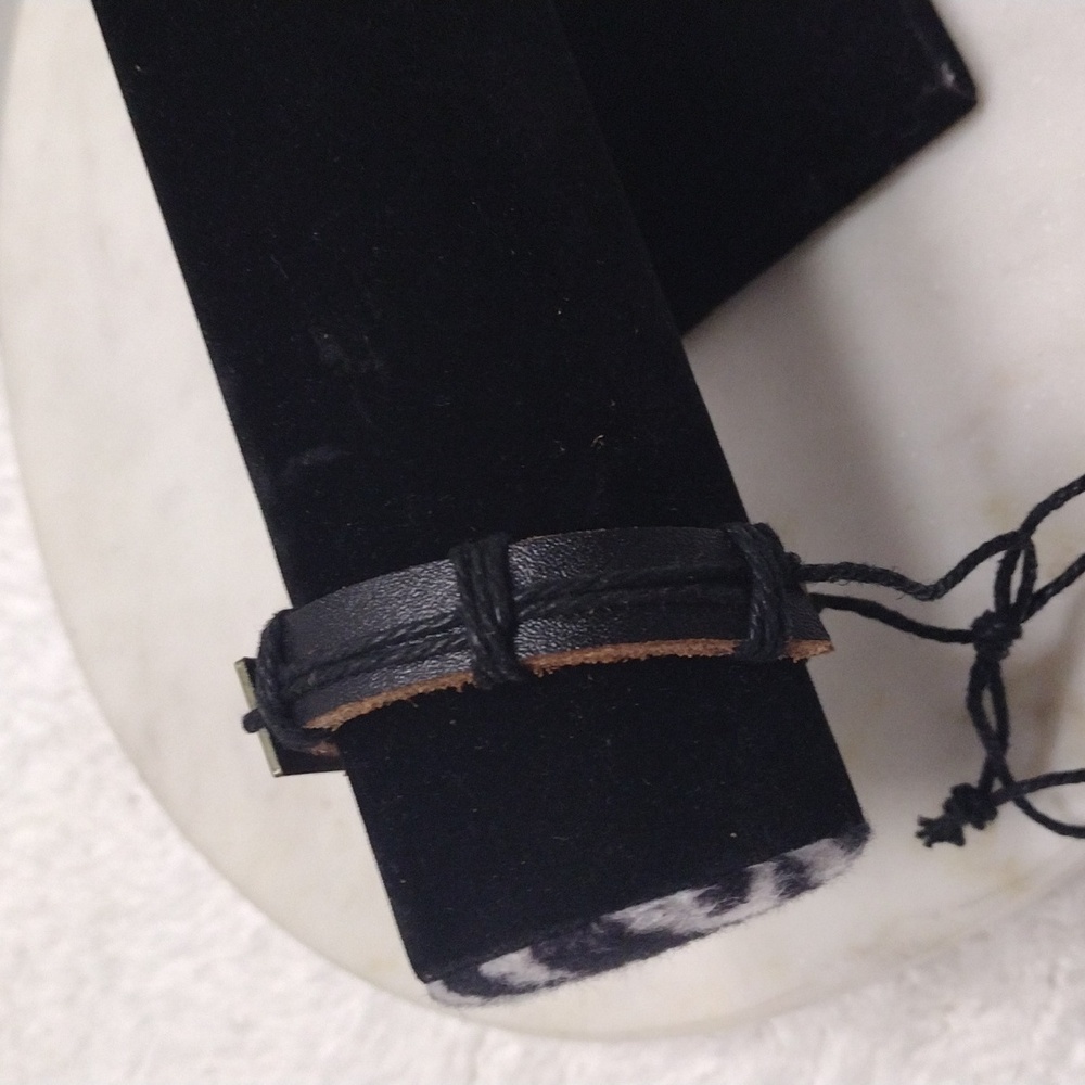 Bronze 3 Elephant with Thailand Black Leather Adjustable Bracelet BA-14 - Picture 8 of 9